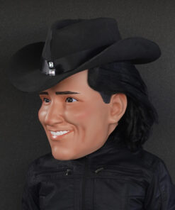 Alternative view of ANGEL GUARACO – CABEZON