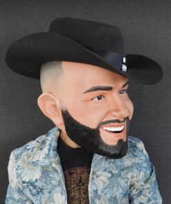 Alternative view of CARIN LEON – CABEZON